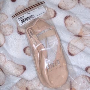 BLOCH full sole leather ballet shoes Toddler size 9.5 C